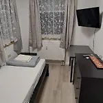 Alex - Tocxan Ug * Μαγδεβούργο