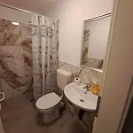 Alex - Tocxan Ug 게스트하우스 *