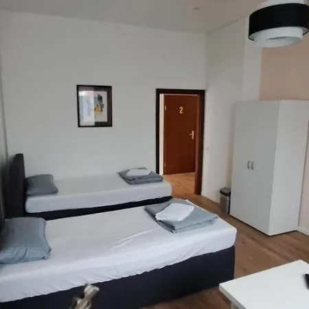 Alex - Tocxan Ug Gæstehus Magdeburg