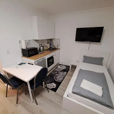 Pensionat Alex - Tocxan Ug Magdeburg