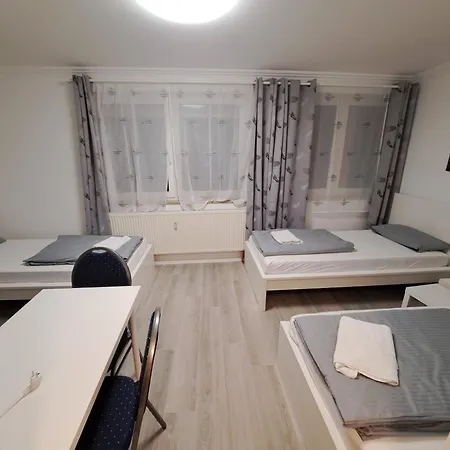 Alex - Tocxan Ug Gæstehus