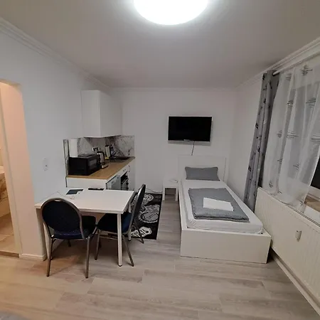 Alex - Tocxan Ug * Magdeburg