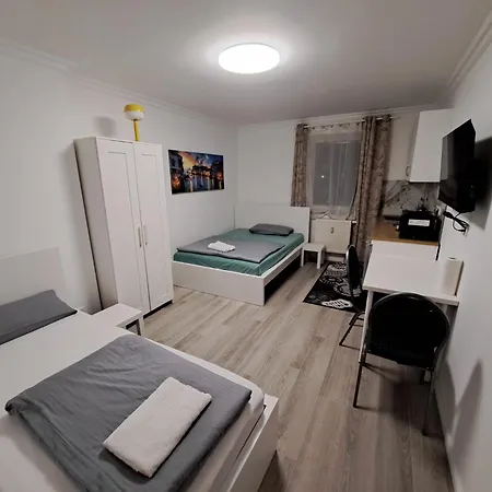 Alex - Tocxan Ug Gæstehus Magdeburg