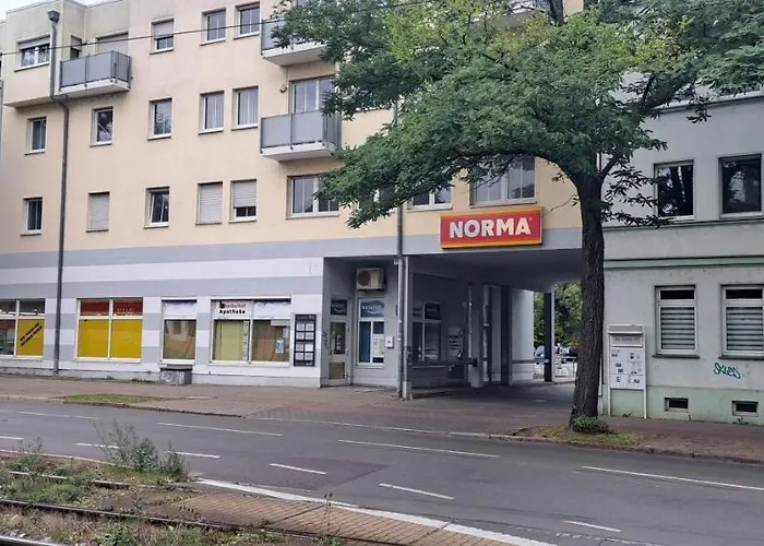 Alex - Tocxan Ug Pensionat