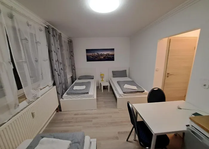 Alex - Tocxan Ug Pensionat *